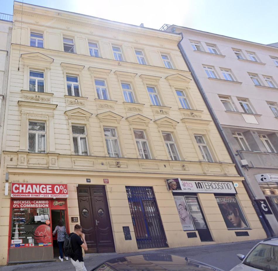 Apartment Prekrasny 2bdr Na Praze 1 *
