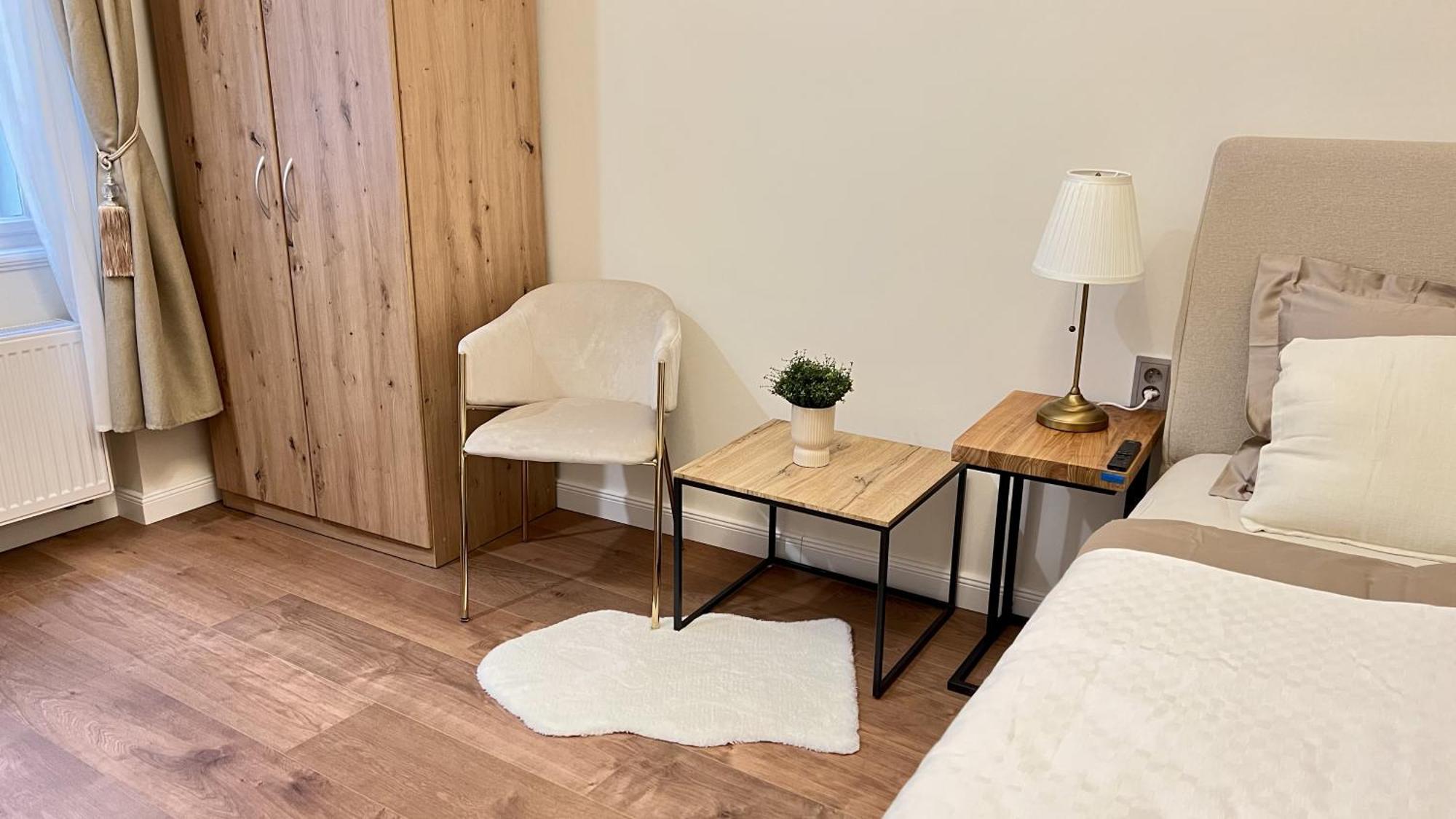 Prekrasny 2bdr Na Praze 1 Apartment Prague