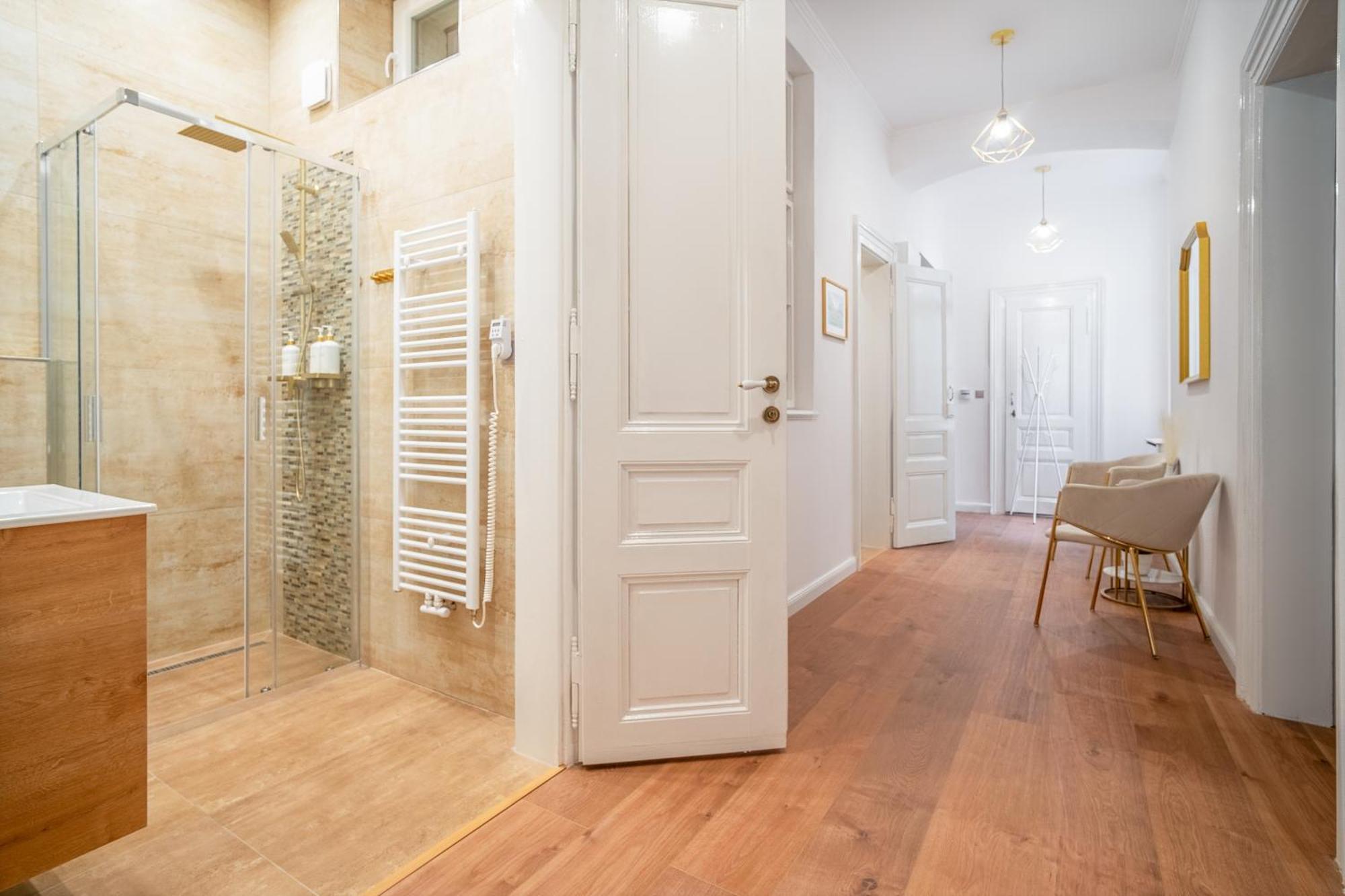Prekrasny 2bdr Na Praze 1 Apartment