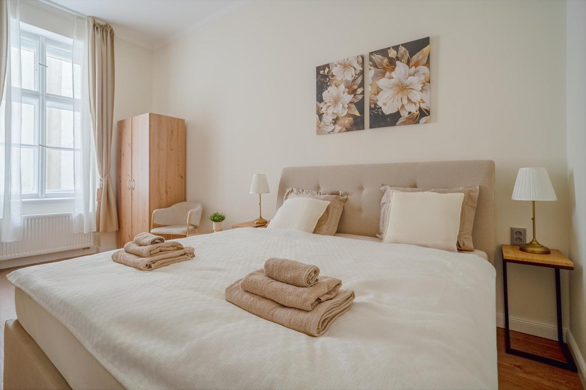 Prekrasny 2bdr Na Praze 1 Apartment Prague